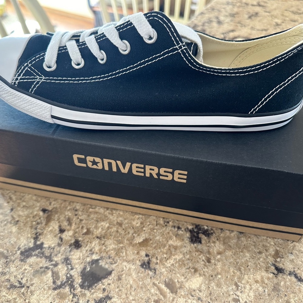 Women’s Converse
